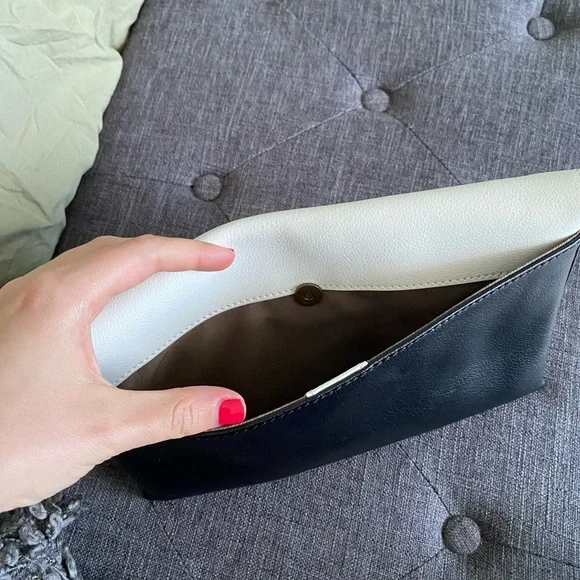 J Crew Leather Envelope Bag - Picture 6 of 6